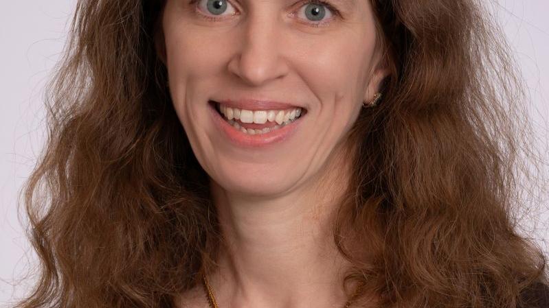 Elizabeth Weiss: Joint pain and weather can go hand in hand